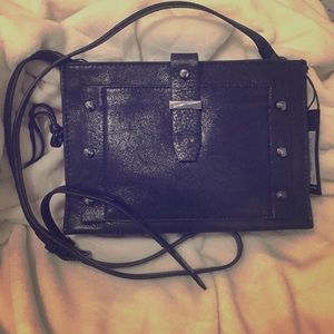 Botkier warren city crossbody